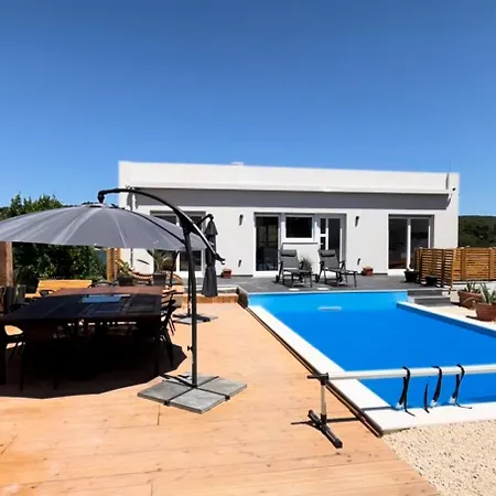 Fosa Poolfloor Mit Pool Und Meeresblick Holiday home Veli Rat