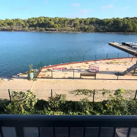 Fosa Poolfloor Mit Pool Und Meeresblick * Veli Rat