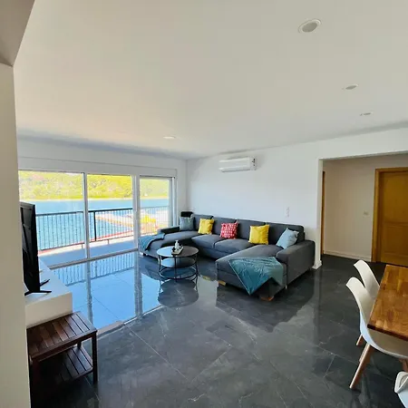 Vakantiehuis Fosa Poolfloor Mit Pool Und Meeresblick *