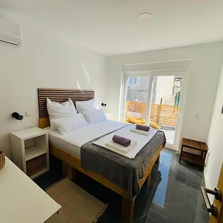 Vakantiehuis Fosa Poolfloor Mit Pool Und Meeresblick