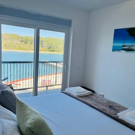 Fosa Poolfloor Mit Pool Und Meeresblick Vakantiehuis Veli Rat