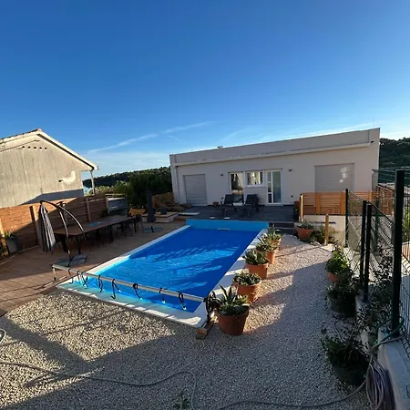 Fosa Poolfloor Mit Pool Und Meeresblick